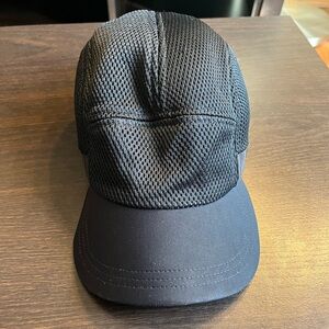 Lululemon black mesh baseball hat